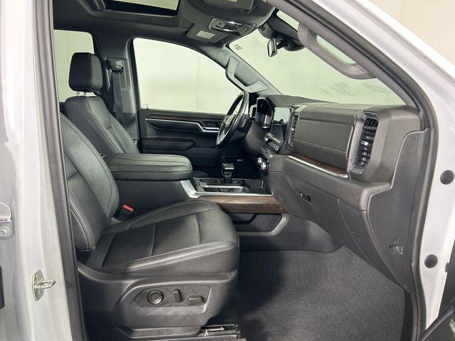 2023 GMC Sierra 1500 4WD Crew Cab Standard Box SLT