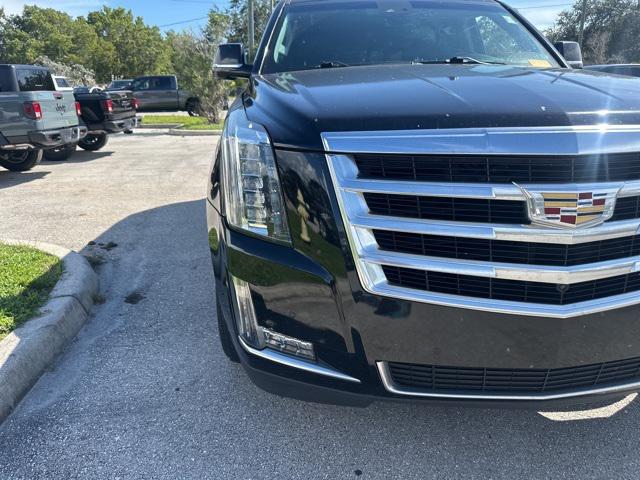 2017 Cadillac Escalade Luxury