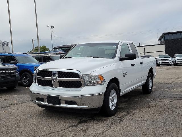 2024 Ram 1500 Classic SLT Quad Cab 4x2 6'4" Box