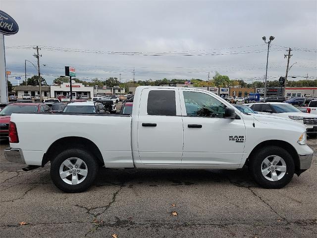 2024 Ram 1500 Classic SLT Quad Cab 4x2 6'4" Box