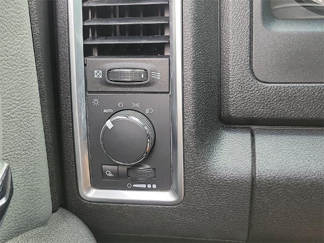 2024 Ram 1500 Classic SLT Quad Cab 4x2 6'4" Box