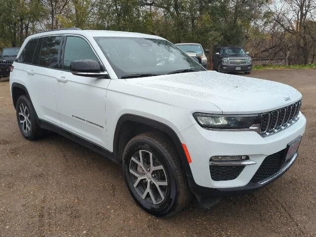 2025 Jeep Grand Cherokee Limited 4x4 2025 Jeep Grand Cherokee Limited 4x4