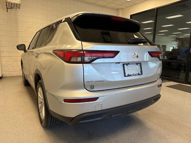 2023 Mitsubishi Outlander ES 2.5 S-AWC