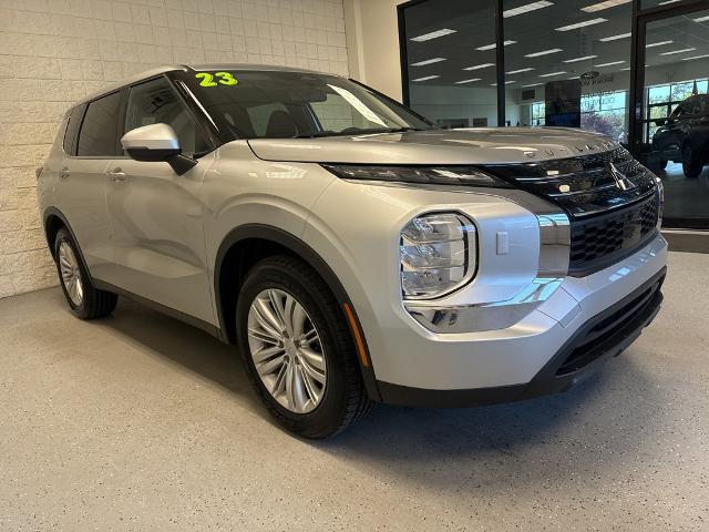 2023 Mitsubishi Outlander ES 2.5 S-AWC