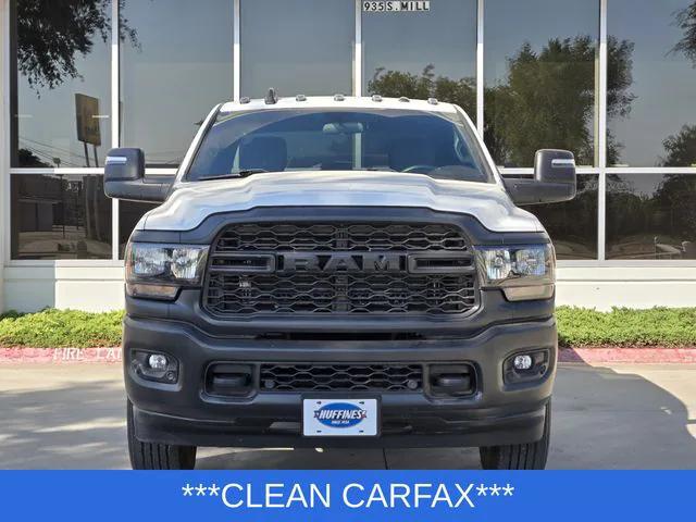 2023 RAM 3500 Tradesman Crew Cab 4x4 8 Box 2023 RAM 3500 Tradesman Crew Cab 4x4 8 Box