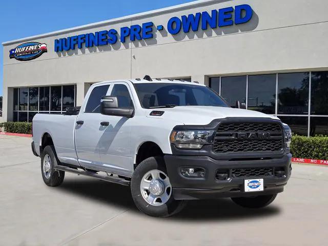 2023 RAM 3500 Tradesman Crew Cab 4x4 8 Box 2023 RAM 3500 Tradesman Crew Cab 4x4 8 Box