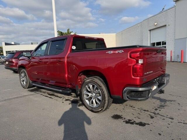 2021 Chevrolet Silverado 1500 4WD Crew Cab Short Bed LT