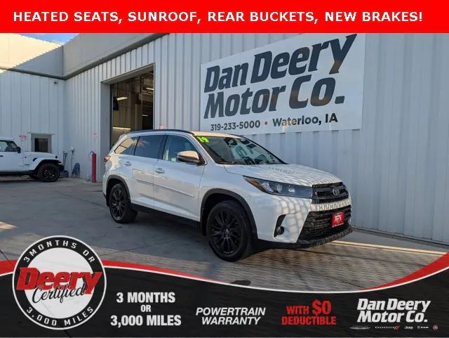 2019 Toyota Highlander SE