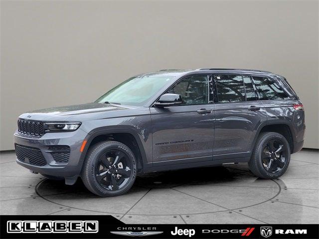 2023 Jeep Grand Cherokee Altitude 4x4 2023 Jeep Grand Cherokee Altitude 4x4