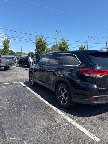 2019 Toyota Highlander LE