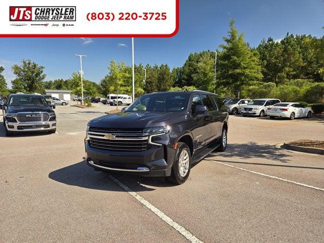 2023 Chevrolet Suburban 2WD LT