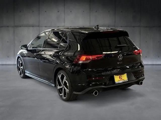 2025 Volkswagen Golf GTI 2.0T SE