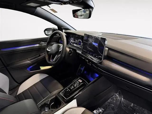 2025 Volkswagen Golf GTI 2.0T SE