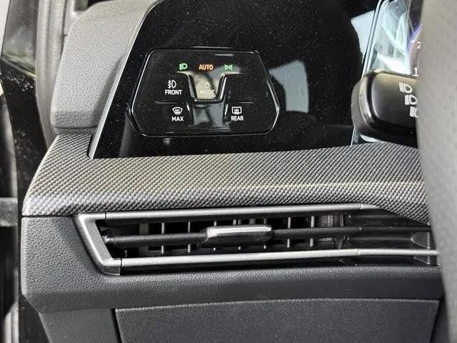 2025 Volkswagen Golf GTI 2.0T SE