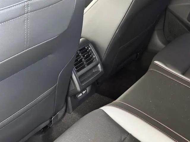 2025 Volkswagen Golf GTI 2.0T SE
