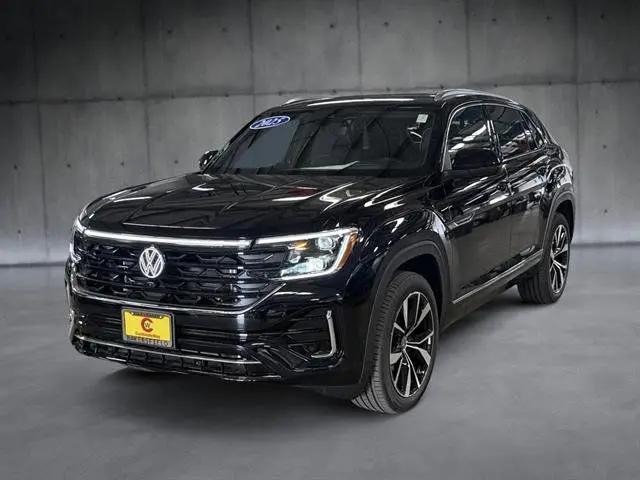 2025 Volkswagen Atlas 2.0T SEL Premium R-Line for sale in Bakersfield, CA