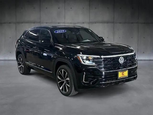 2025 Volkswagen Atlas 2.0T SEL Premium R-Line