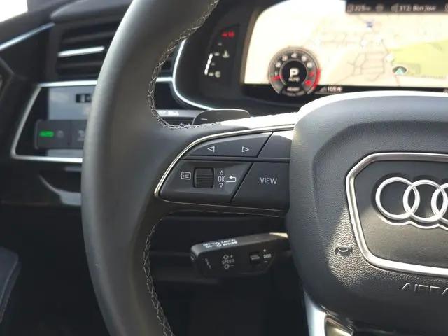 2025 Audi Q7 Premium Plus 55 TFSI quattro Tiptronic