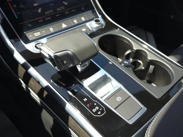 2025 Audi Q7 Premium Plus 55 TFSI quattro Tiptronic