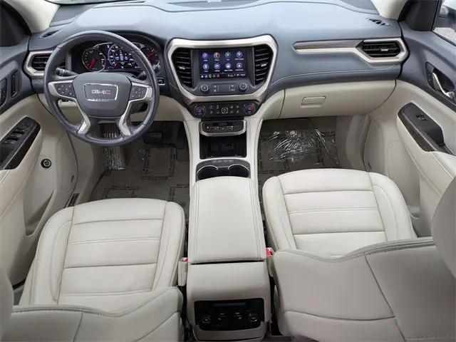 2022 GMC Acadia AWD Denali