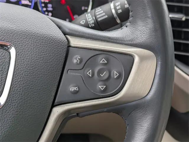 2022 GMC Acadia AWD Denali
