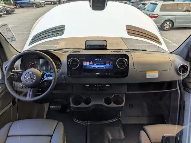 2026 Mercedes-Benz Sprinter 2500 High Roof 4-Cyl Diesel HO