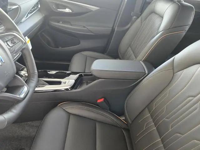 2026 Buick NV Avenir FWD