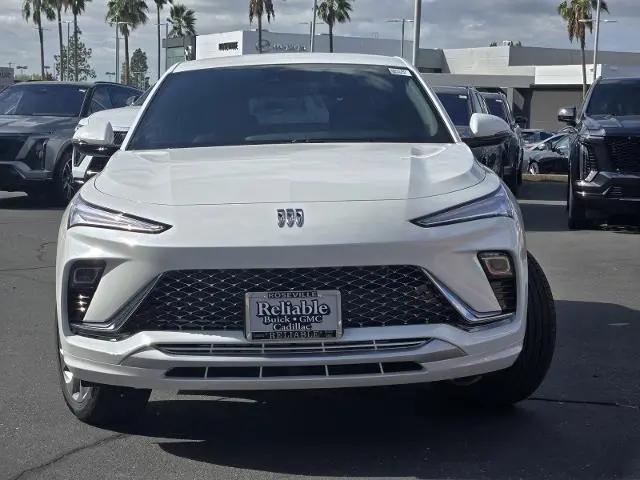 2026 Buick NV Avenir FWD