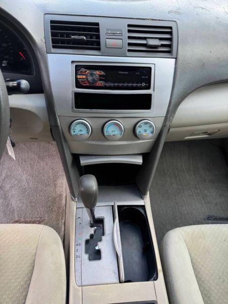 2009 Toyota Camry LE