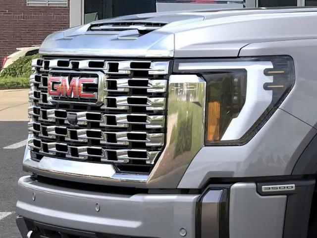 2026 GMC Sierra 3500HD Crew Cab, Long Bed, Denali Dual Rear Wheel, 4WD