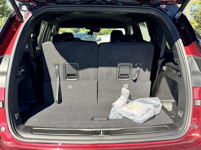 2025 Jeep Grand Cherokee L Altitude 4x4