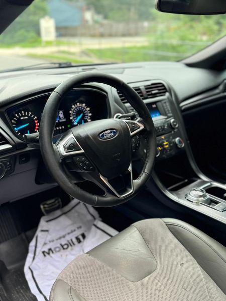 2017 Ford Fusion Sport
