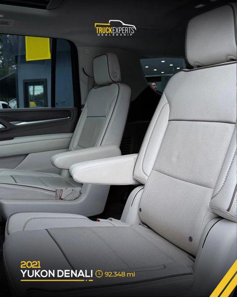 2021 GMC Yukon XL 2WD Denali