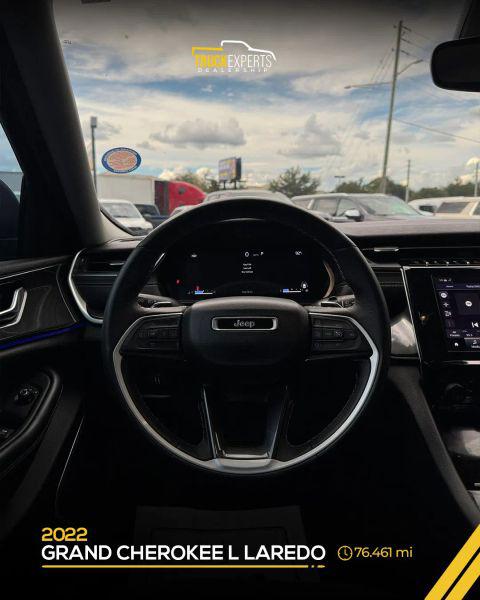 2022 Jeep Grand Cherokee L Laredo 4x2