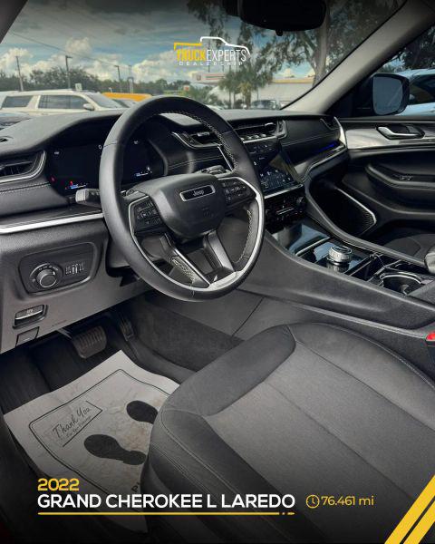 2022 Jeep Grand Cherokee L Laredo 4x2