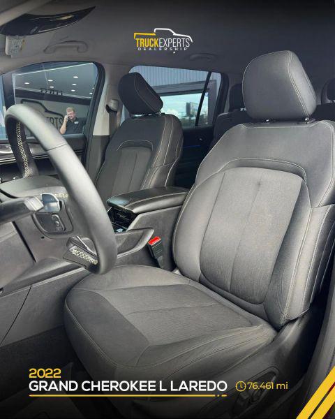2022 Jeep Grand Cherokee L Laredo 4x2