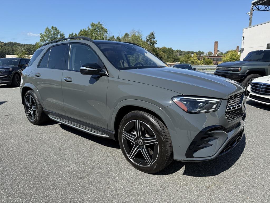 /2025 Mercedes-Benz GLE-580