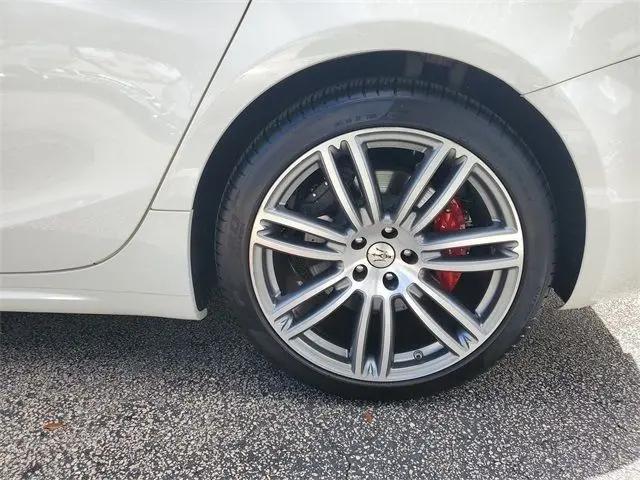 2022 Maserati Ghibli Modena