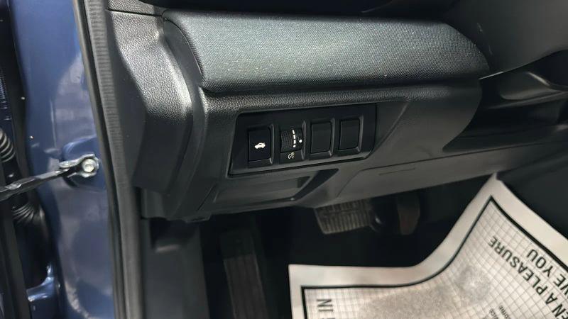 2022 Subaru Legacy Base