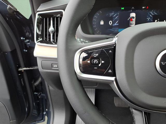 2026 Volvo XC90 Plus, B6 AWD Gas (mild hybrid), Gasoline, Bright, 7 Seats