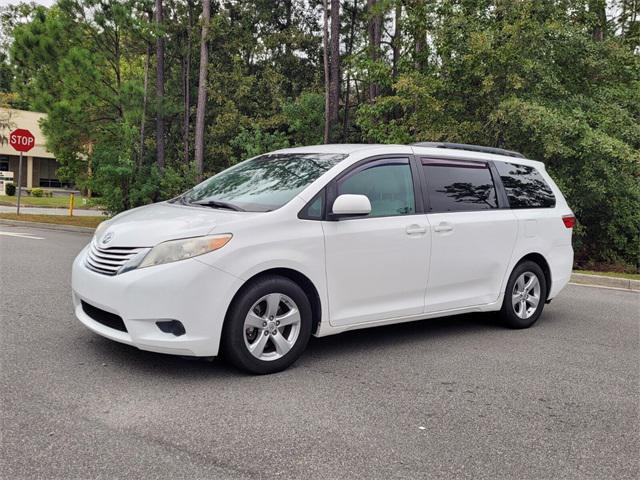 2017 Toyota Sienna L for sale in Savannah, GA
