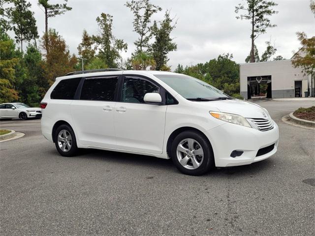 2017 Toyota Sienna L