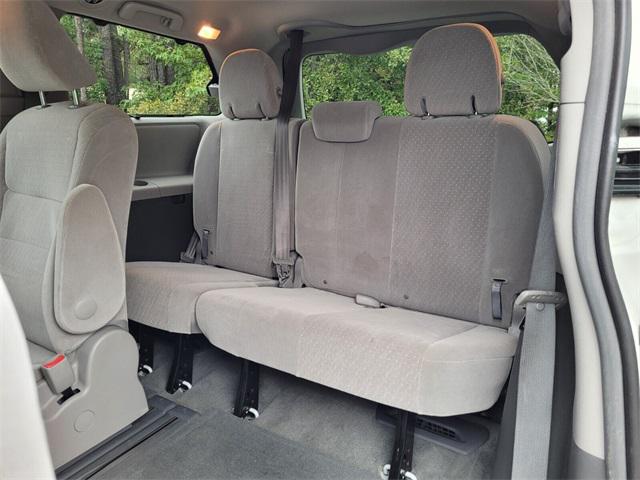 2017 Toyota Sienna L