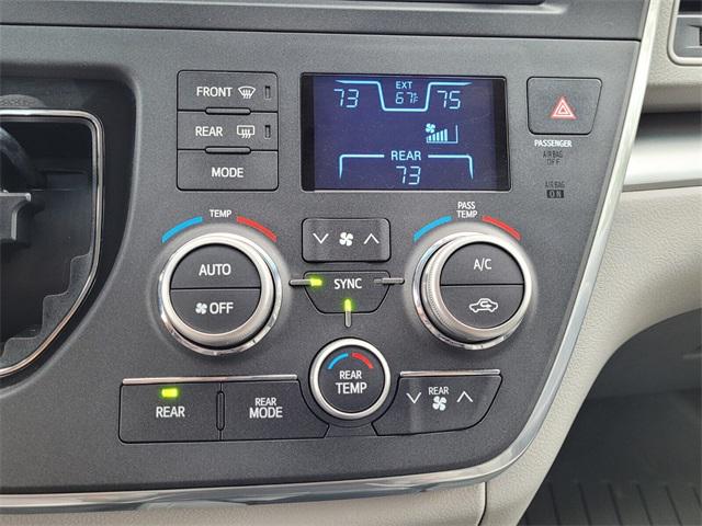 2017 Toyota Sienna L
