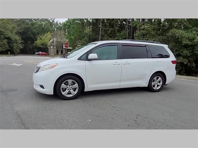 2017 Toyota Sienna L