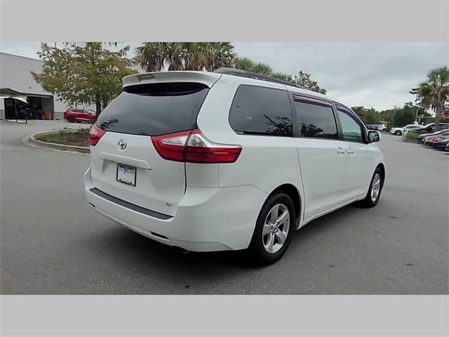 2017 Toyota Sienna L