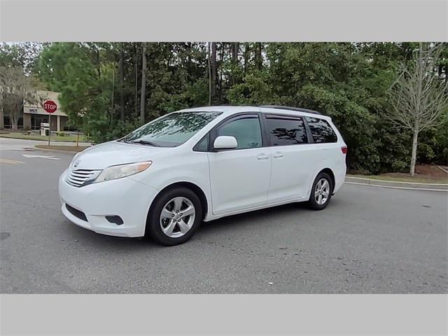2017 Toyota Sienna L