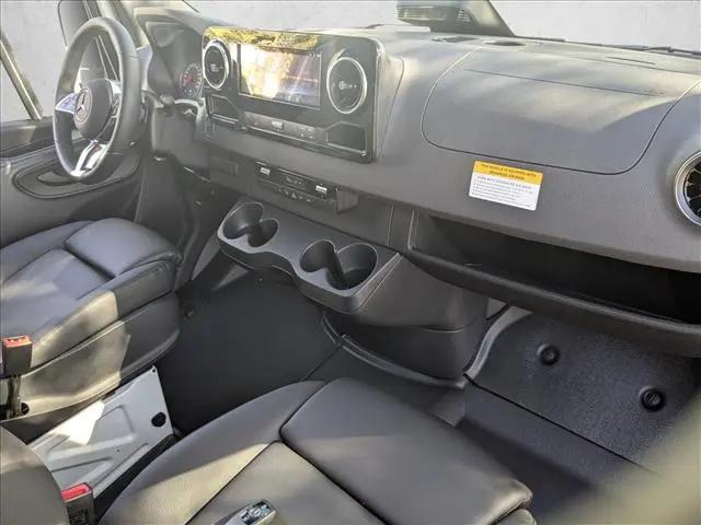 2026 Mercedes-Benz Sprinter 2500 Standard Roof 4-Cyl Diesel HO