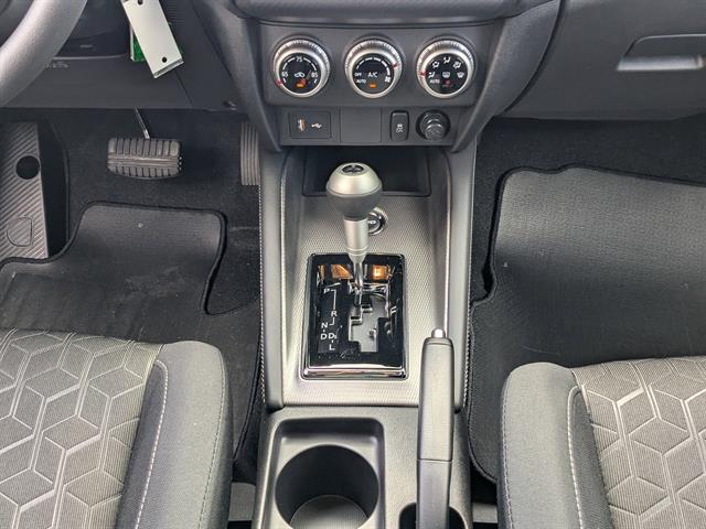 2025 Mitsubishi Outlander Sport 2.0 ES AWC