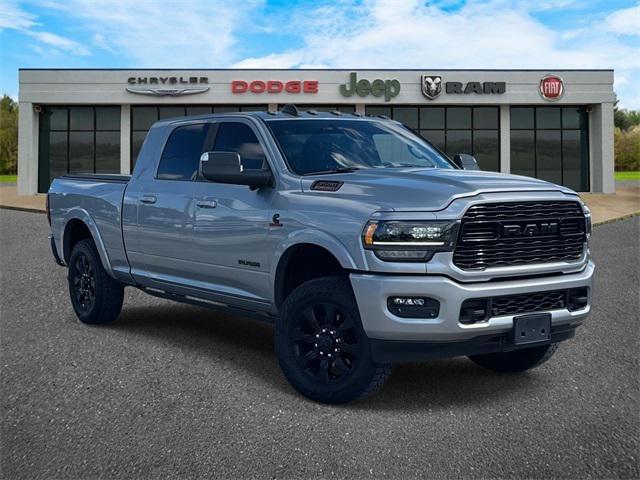 2021 RAM 3500 Limited Mega Cab 4x4 64 Box 2021 RAM 3500 Limited Mega Cab 4x4 64 Box